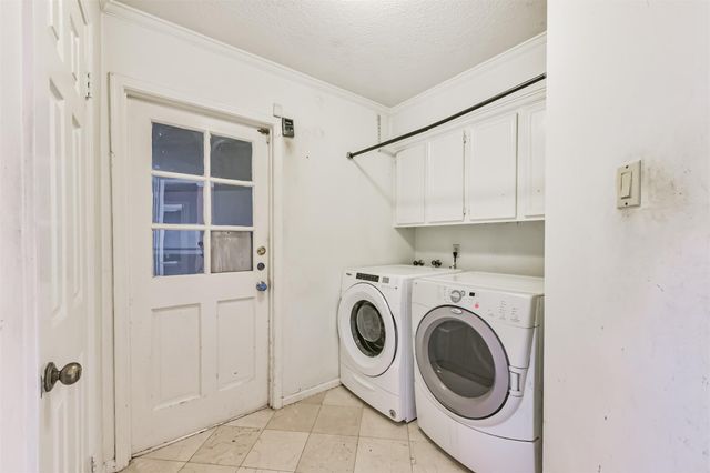 9402 Stockport Drive, Spring, TX 77379