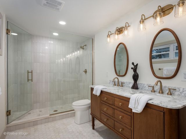10059 S Spaulding Avenue, Evergreen Park, IL 60805