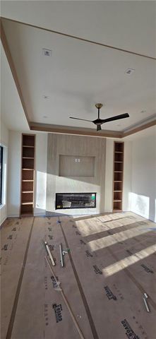 7470 NW Fawn Avenue, Parkville, MO 64152