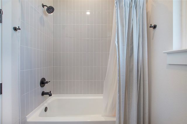 804 Lexington Lane, Nevada, TX 75173