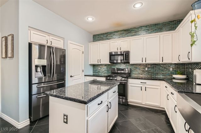 9580 Magnificent Avenue, Las Vegas, NV 89148