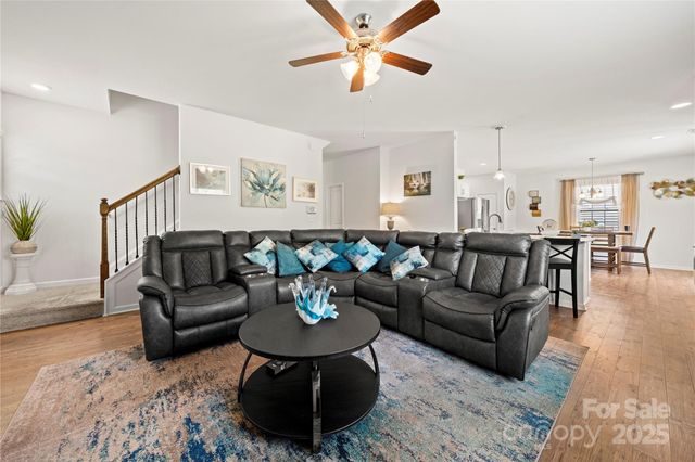 7016 Branch Fork Road, Charlotte, NC 28215