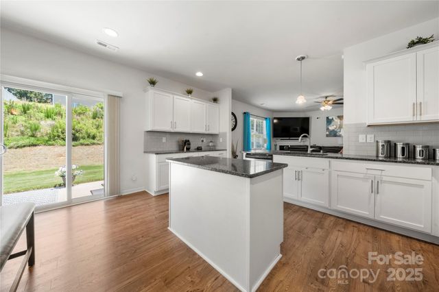 7016 Branch Fork Road, Charlotte, NC 28215