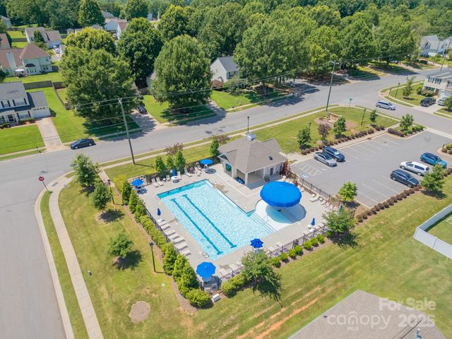 7016 Branch Fork Road, Charlotte, NC 28215
