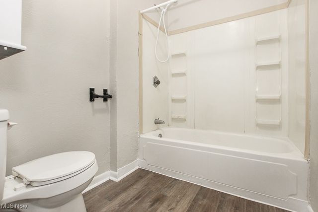 1174 Bryce Avenue, Aurora, OH 44202