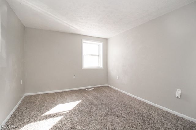 1174 Bryce Avenue, Aurora, OH 44202