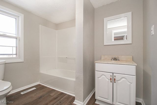 1174 Bryce Avenue, Aurora, OH 44202