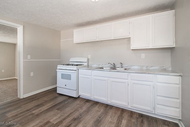 1174 Bryce Avenue, Aurora, OH 44202