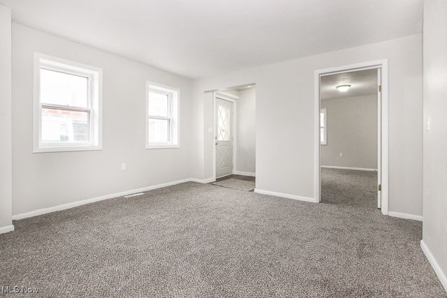 1174 Bryce Avenue, Aurora, OH 44202