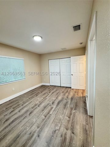 1770 NW 55th St 1, Miami, FL 33142