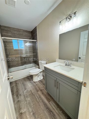 1770 NW 55th St 1, Miami, FL 33142
