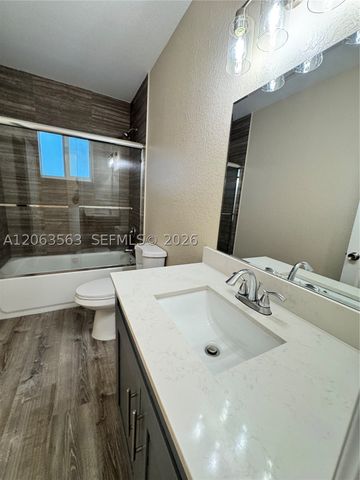 1770 NW 55th St 1, Miami, FL 33142