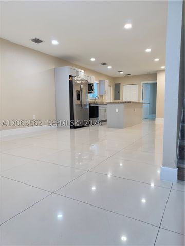 1770 NW 55th St 1, Miami, FL 33142