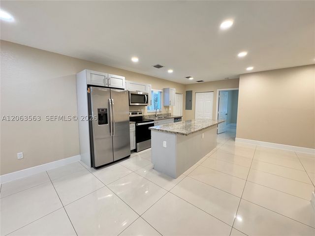 1770 NW 55th St 1, Miami, FL 33142