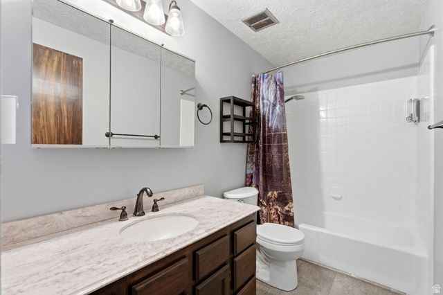 2957 W 4390 S, Roy, UT 84067