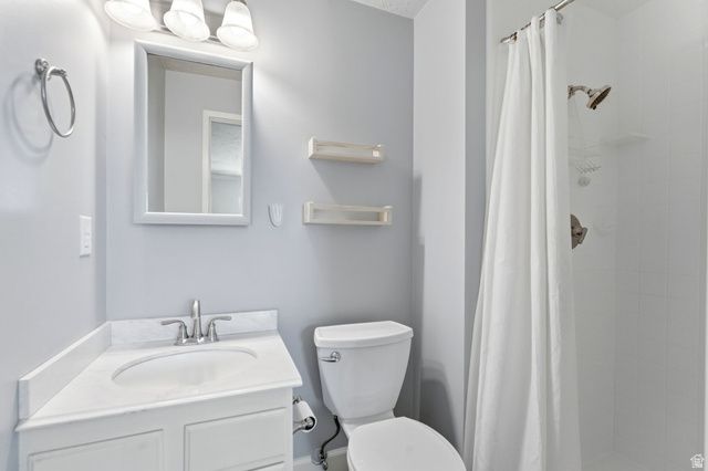 2957 W 4390 S, Roy, UT 84067