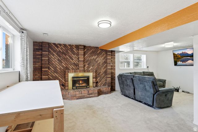 2957 W 4390 S, Roy, UT 84067