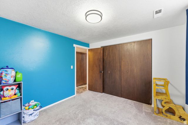 2957 W 4390 S, Roy, UT 84067