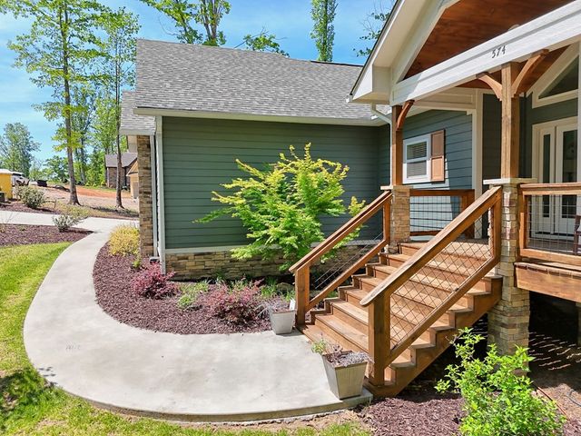 574 Winding Ridge, Blairsville, GA 30512