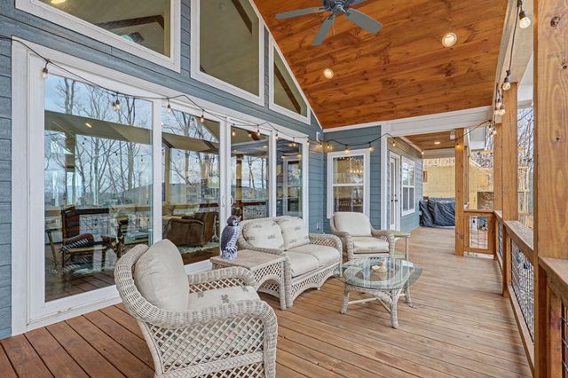 574 Winding Ridge, Blairsville, GA 30512