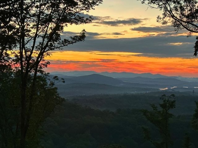 574 Winding Ridge, Blairsville, GA 30512