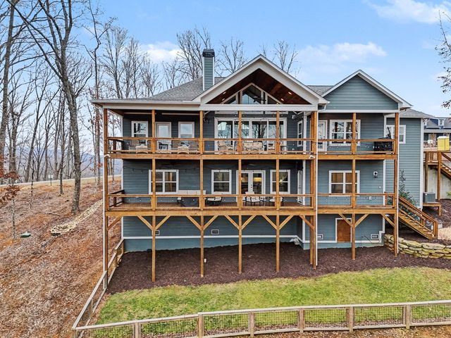 574 Winding Ridge, Blairsville, GA 30512