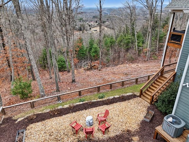 574 Winding Ridge, Blairsville, GA 30512
