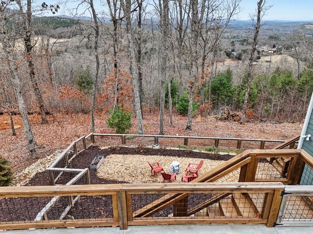 574 Winding Ridge, Blairsville, GA 30512