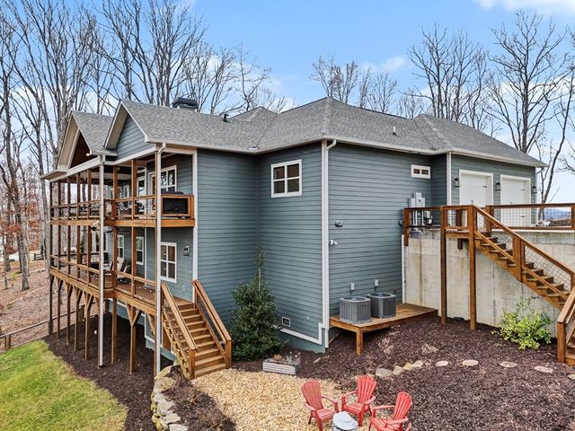 574 Winding Ridge, Blairsville, GA 30512