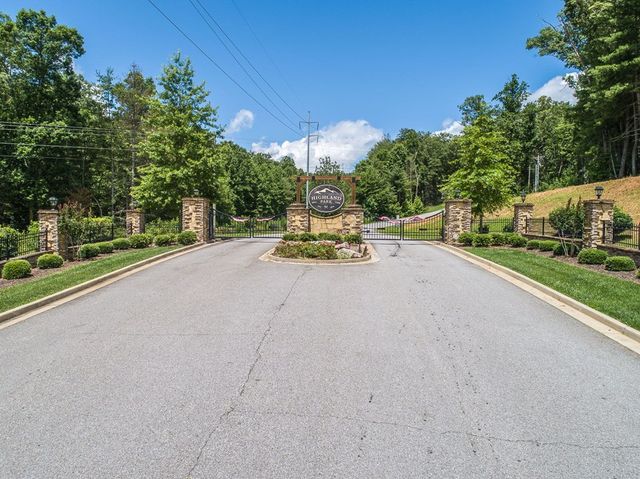 574 Winding Ridge, Blairsville, GA 30512