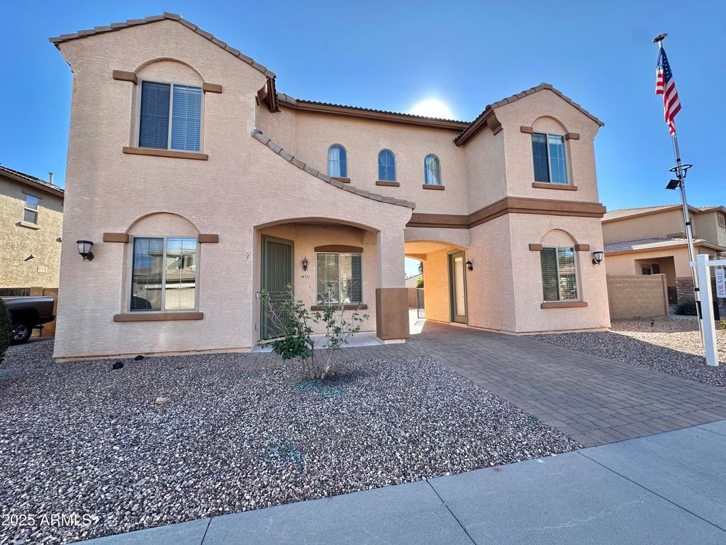 16511 W TETHER Trail, Surprise, AZ 85387