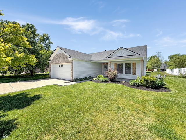 526 Bourneside Drive, Greenfield, IN 46140