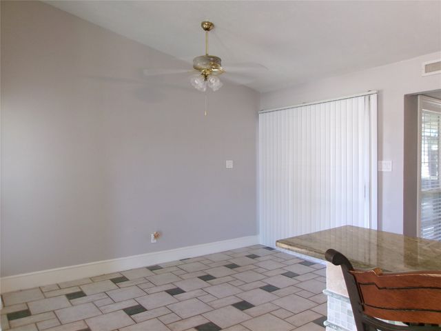 665 Stonewall Drive, Grand Prairie, TX 75052