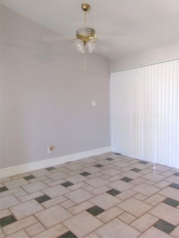 665 Stonewall Drive, Grand Prairie, TX 75052