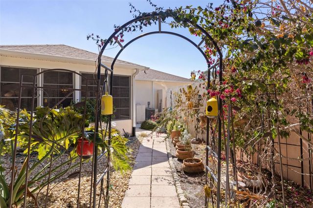 1025 AVALON AVENUE, The Villages, FL 32159