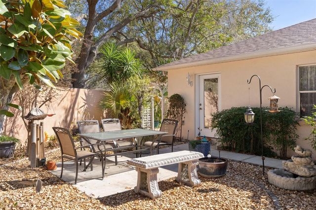 1025 AVALON AVENUE, The Villages, FL 32159