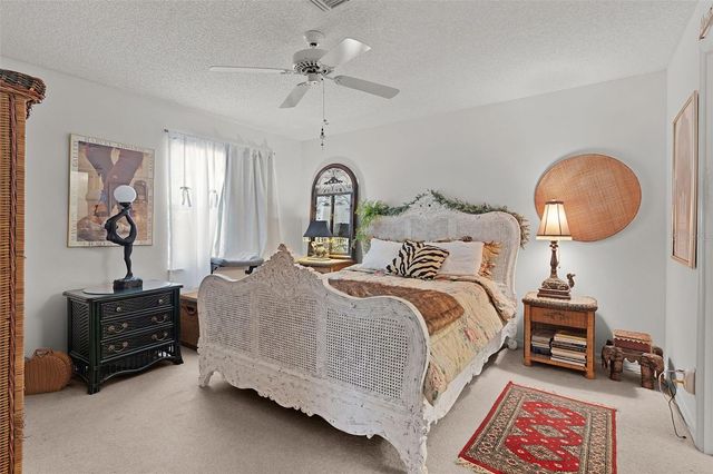 1025 AVALON AVENUE, The Villages, FL 32159