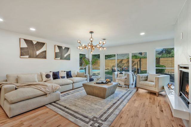 11115 Scotsmeadow Drive, Dallas, TX 75218