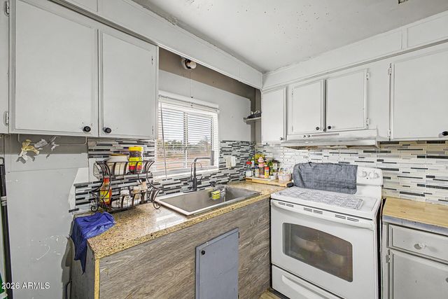 20843 W TIP TOP MINE Road, Wittmann, AZ 85361