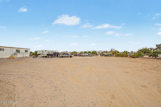 20843 W TIP TOP MINE Road, Wittmann, AZ 85361