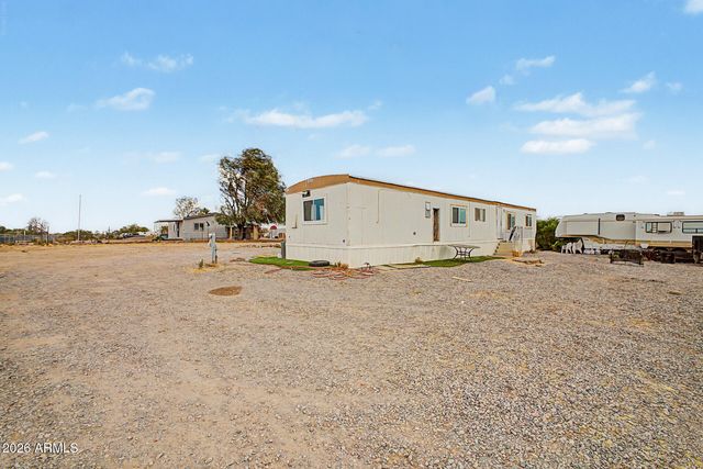 20843 W TIP TOP MINE Road, Wittmann, AZ 85361