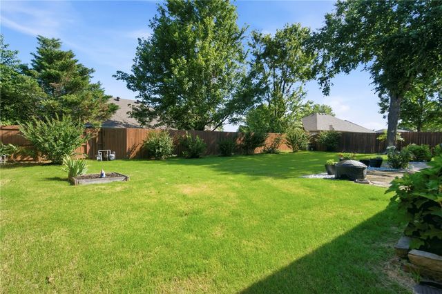 6109 Pleasant Place, Rogers, AR 72758