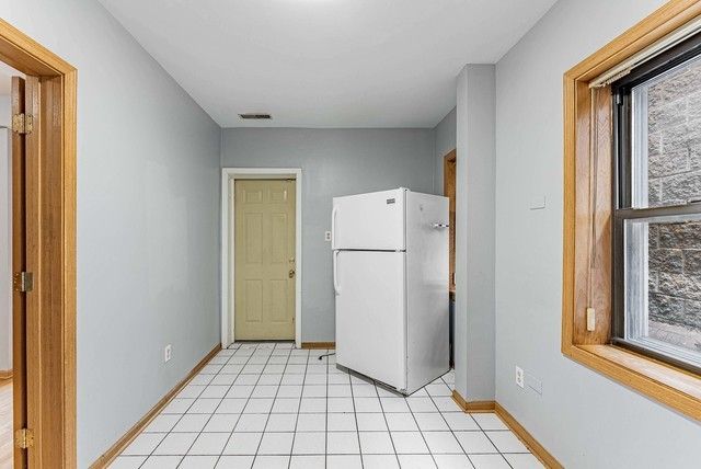 5543 W Diversey Avenue, Chicago, IL 60639
