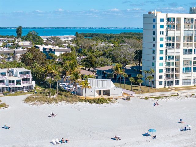 531 SUTTON PLACE, Longboat Key, FL 34228