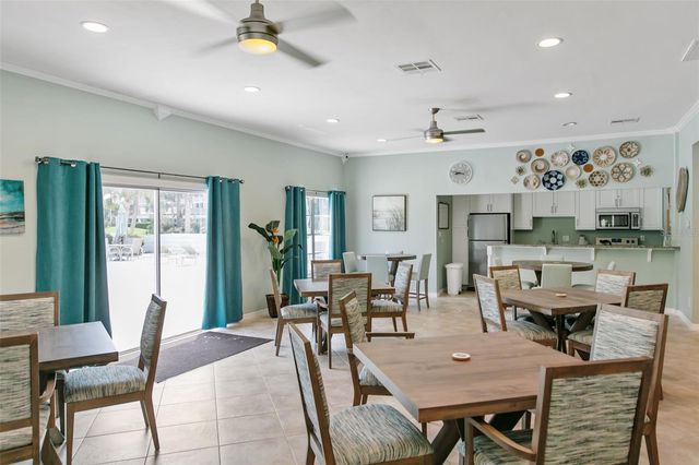 531 SUTTON PLACE, Longboat Key, FL 34228
