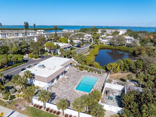 531 SUTTON PLACE, Longboat Key, FL 34228