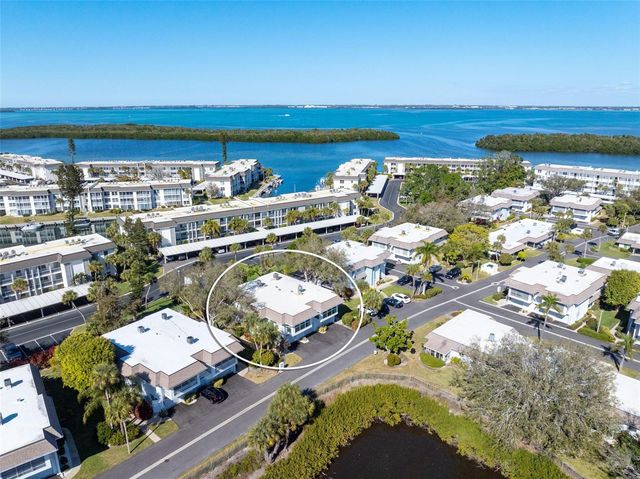 531 SUTTON PLACE, Longboat Key, FL 34228