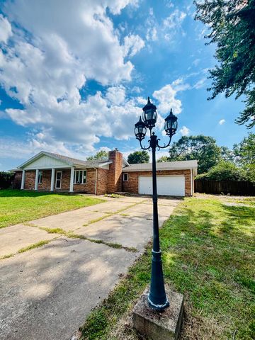 630 E Kay Street, Republic, MO 65738