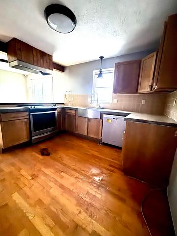 630 E Kay Street, Republic, MO 65738