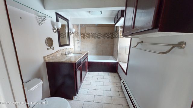 528 Schoharie Turnpike, Athens, NY 12015